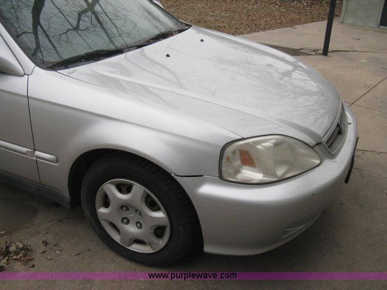 image for item B8402 1999 Honda Civic EX