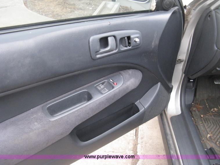 image for item B8402 1999 Honda Civic EX