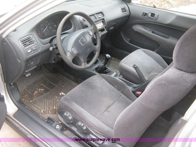 image for item B8402 1999 Honda Civic EX