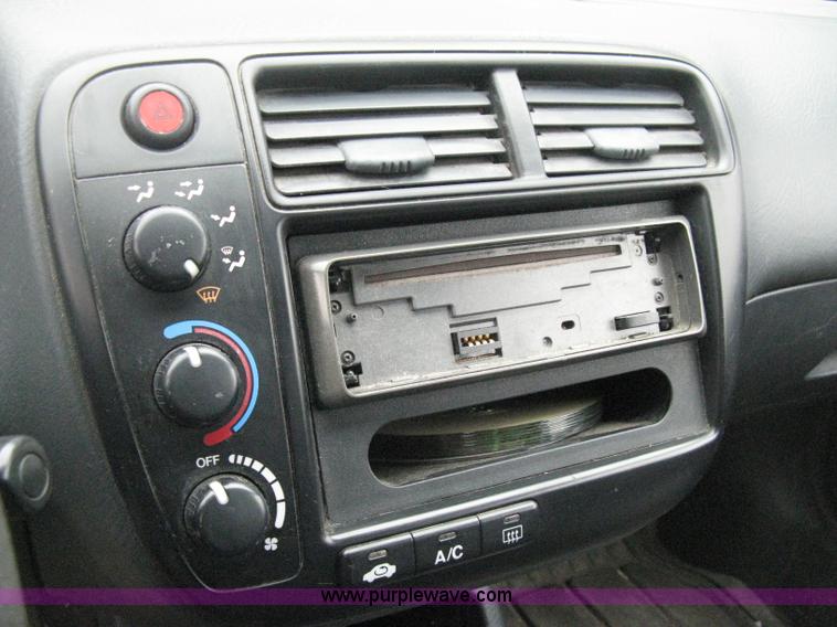 image for item B8402 1999 Honda Civic EX