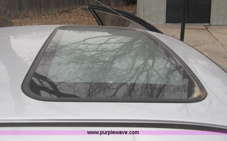 image for item B8402 1999 Honda Civic EX