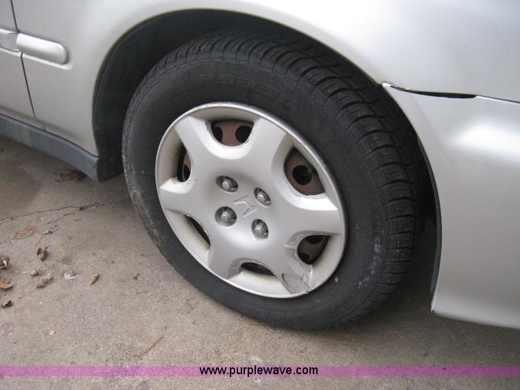 image for item B8402 1999 Honda Civic EX