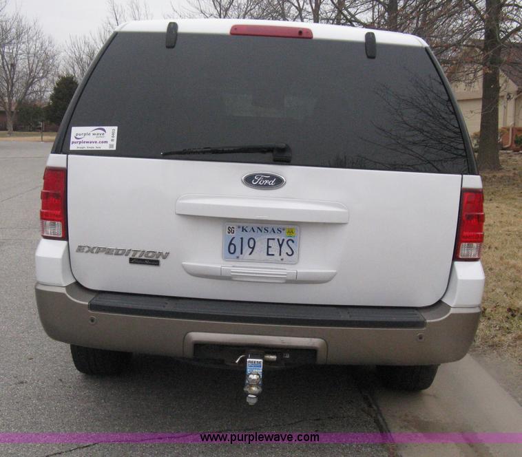 image for item B8403 2003 Ford Expedition Eddie Bauer SUV