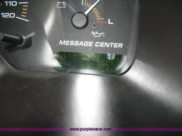 image for item B8403 2003 Ford Expedition Eddie Bauer SUV