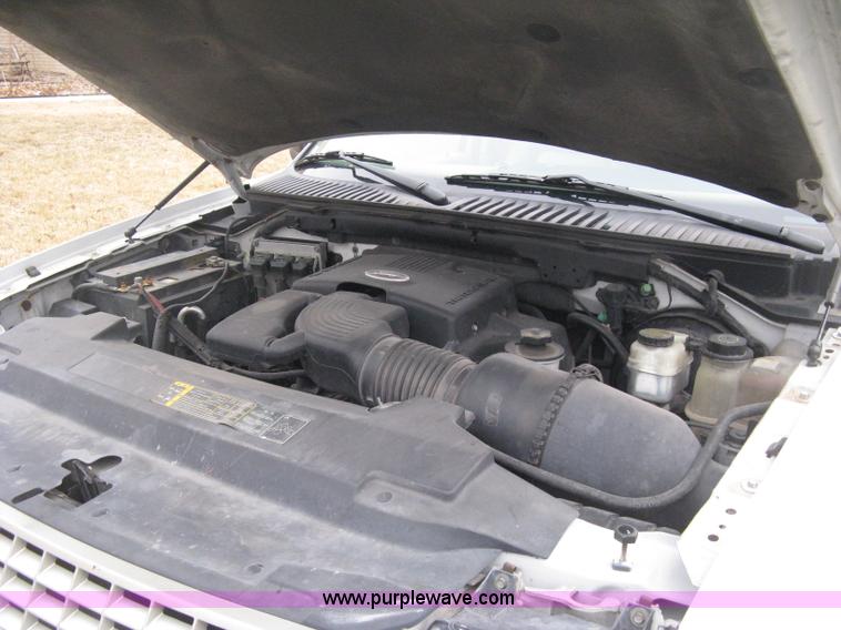 image for item B8403 2003 Ford Expedition Eddie Bauer SUV