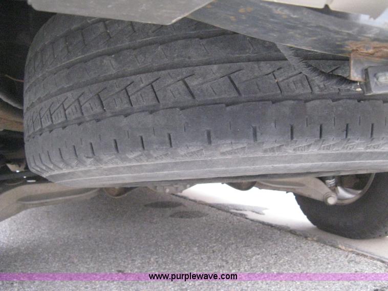 image for item B8403 2003 Ford Expedition Eddie Bauer SUV