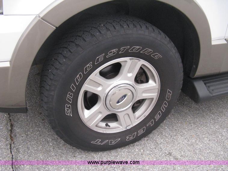 image for item B8403 2003 Ford Expedition Eddie Bauer SUV