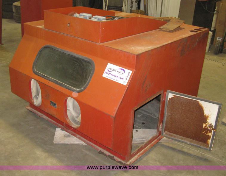 image for item B8405 Barbee 350-3 sand blast cabinet