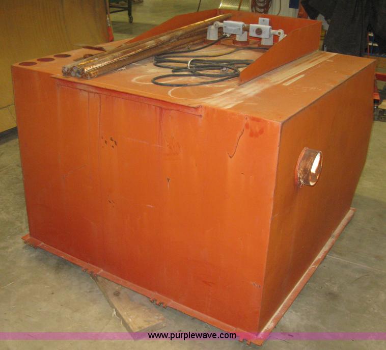 image for item B8405 Barbee 350-3 sand blast cabinet
