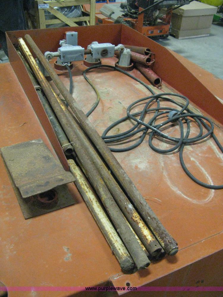 image for item B8405 Barbee 350-3 sand blast cabinet