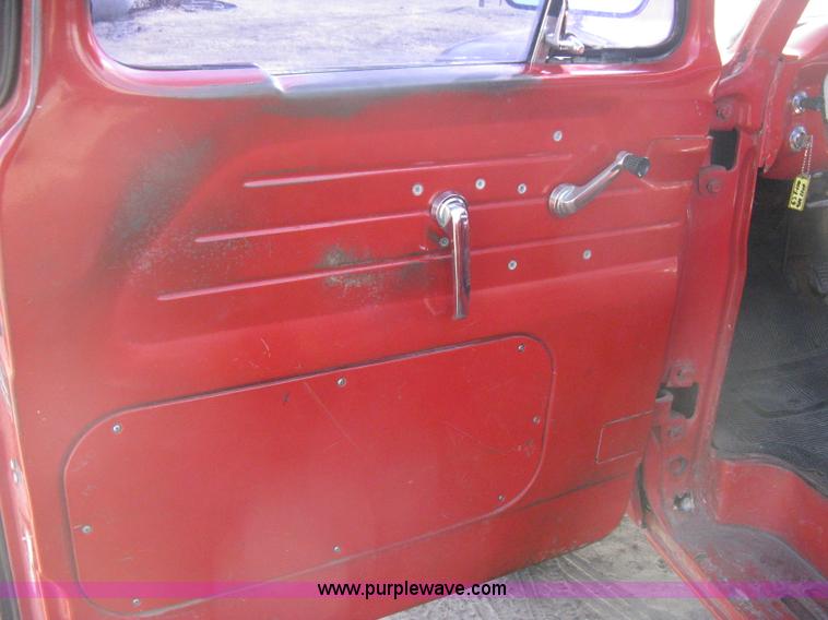 image for item B8416 1963 Ford 100 pickup truck