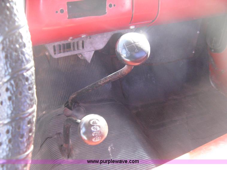 image for item B8416 1963 Ford 100 pickup truck