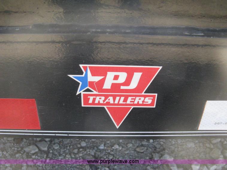 image for item B8420 2012 PJ tandem axle tilt deck flatbed trailer