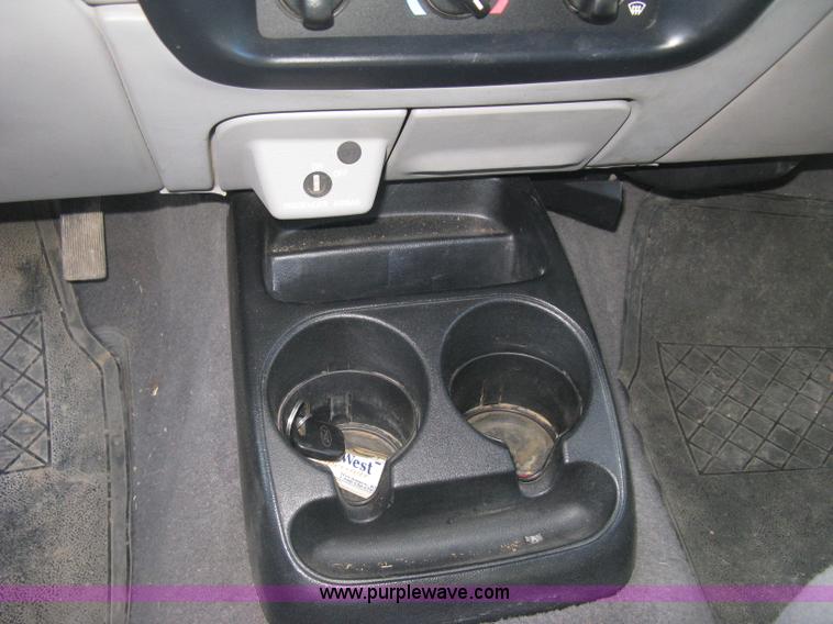 image for item B8425 1999 Ford Ranger XLT SuperCab pickup truck