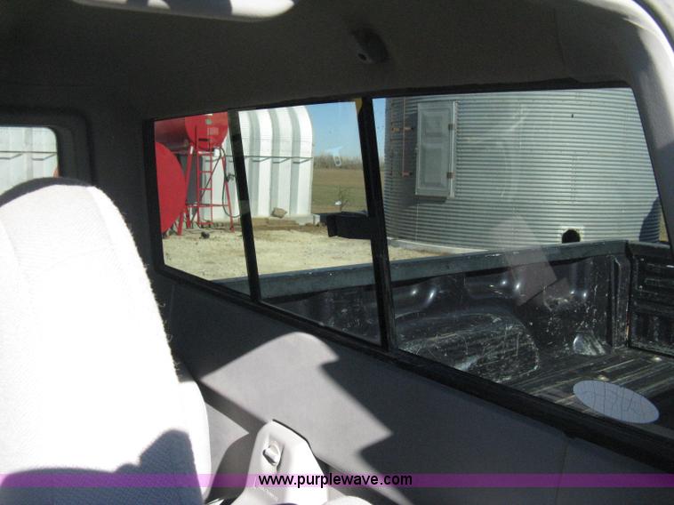 image for item B8425 1999 Ford Ranger XLT SuperCab pickup truck