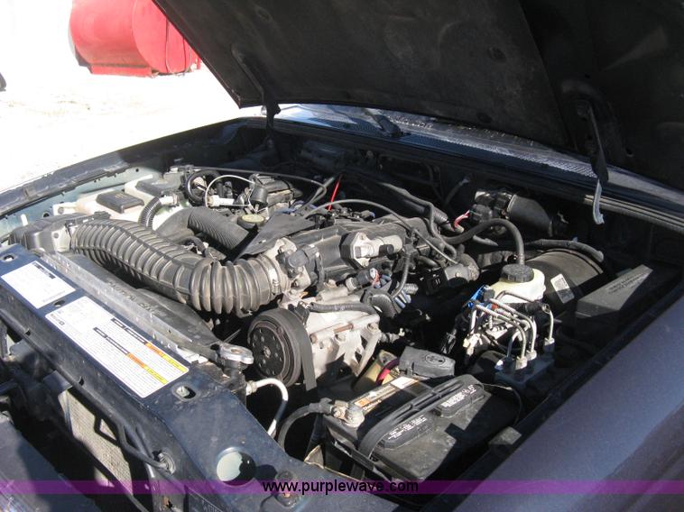 image for item B8425 1999 Ford Ranger XLT SuperCab pickup truck