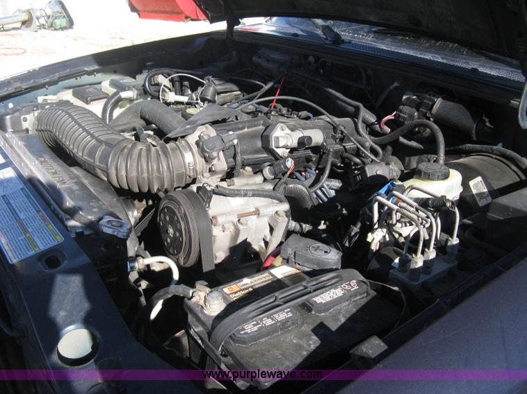 image for item B8425 1999 Ford Ranger XLT SuperCab pickup truck