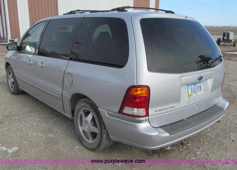 image for item D7148 2000 Ford Windstar SE van
