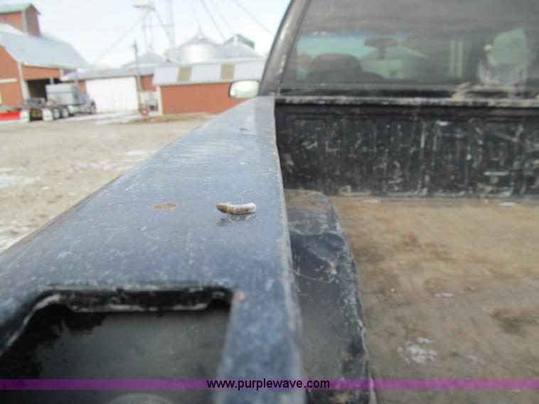 image for item D7152 1998 Chevrolet 1500 Extended Cab pickup truck