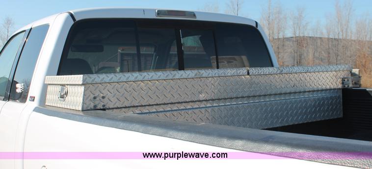 image for item E2533 2000 Dodge Ram 2500 pickup truck
