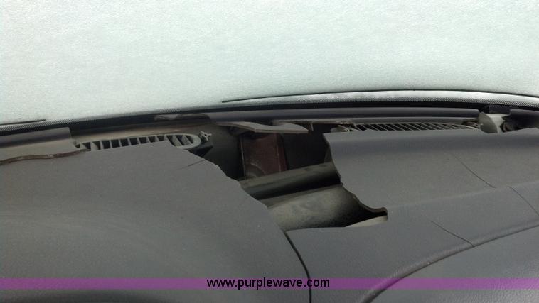 image for item E2533 2000 Dodge Ram 2500 pickup truck