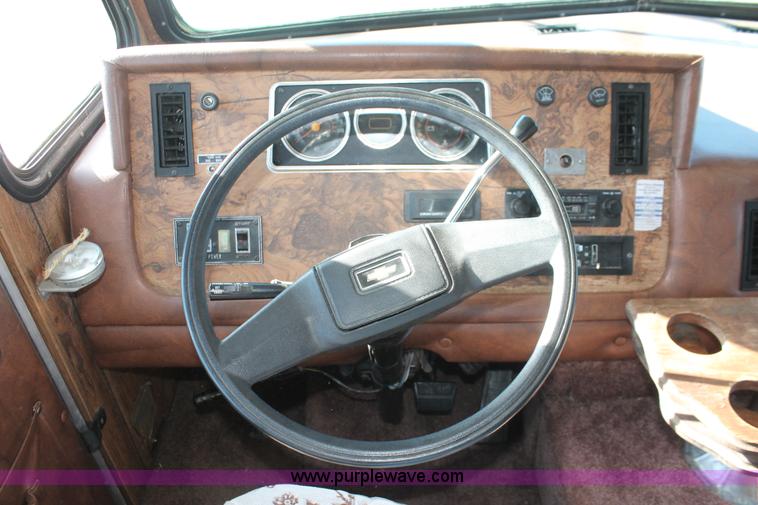 image for item E2537 1984 Chevrolet Allegro Tiffin recreational vehicle