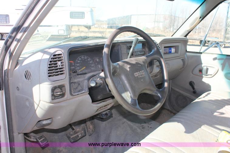 image for item E2538 1998 GMC Sierra 3500 HD dump truck