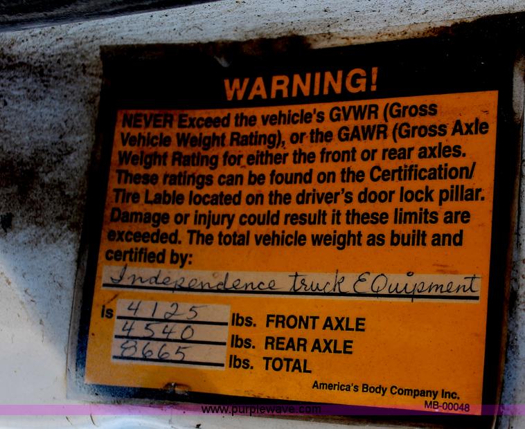 image for item E2538 1998 GMC Sierra 3500 HD dump truck