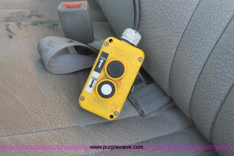 image for item E2538 1998 GMC Sierra 3500 HD dump truck