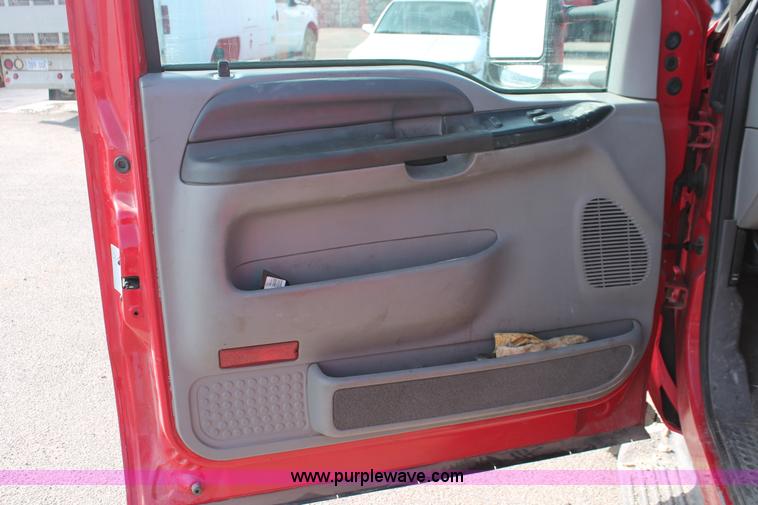 image for item E2545 1998 Ford F450 Super Duty tow truck