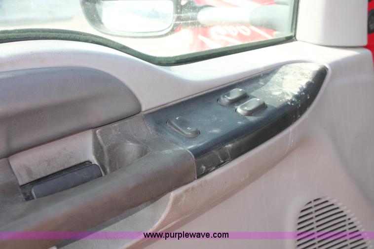 image for item E2545 1998 Ford F450 Super Duty tow truck