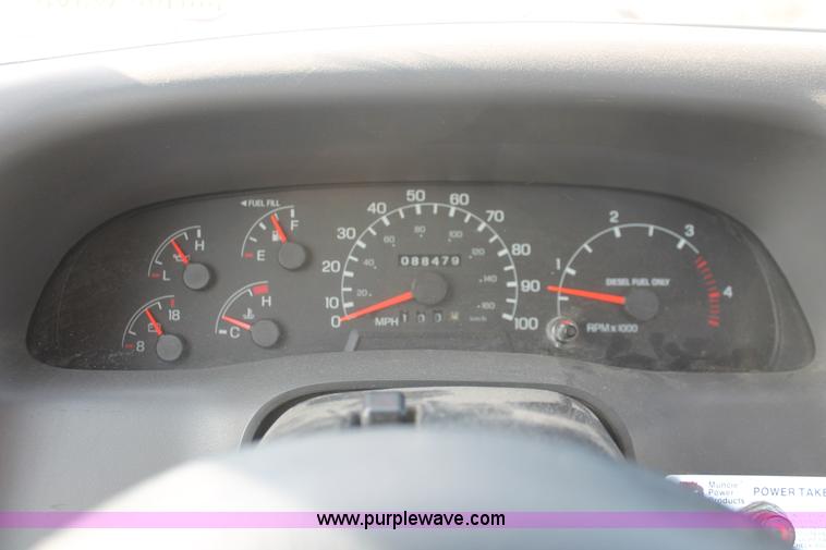 image for item E2545 1998 Ford F450 Super Duty tow truck