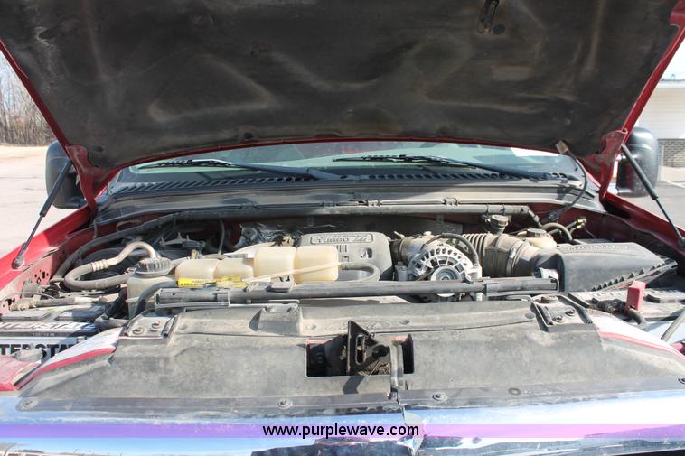 image for item E2545 1998 Ford F450 Super Duty tow truck