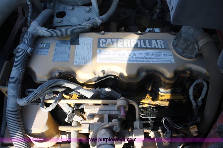 image for item E2547 2001 Chevrolet C6500 rollback truck