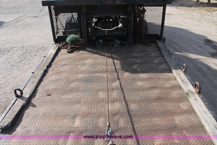 image for item E2549 1993 Landoll Haul All 37' slide axle trailer