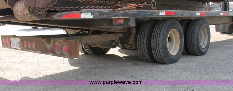 image for item E2549 1993 Landoll Haul All 37' slide axle trailer