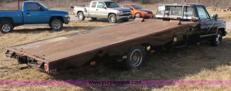 image for item E2552 1983 Chevrolet Silverado 30 car hauler truck