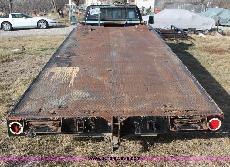 image for item E2552 1983 Chevrolet Silverado 30 car hauler truck