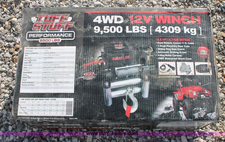 image for item E2552 1983 Chevrolet Silverado 30 car hauler truck