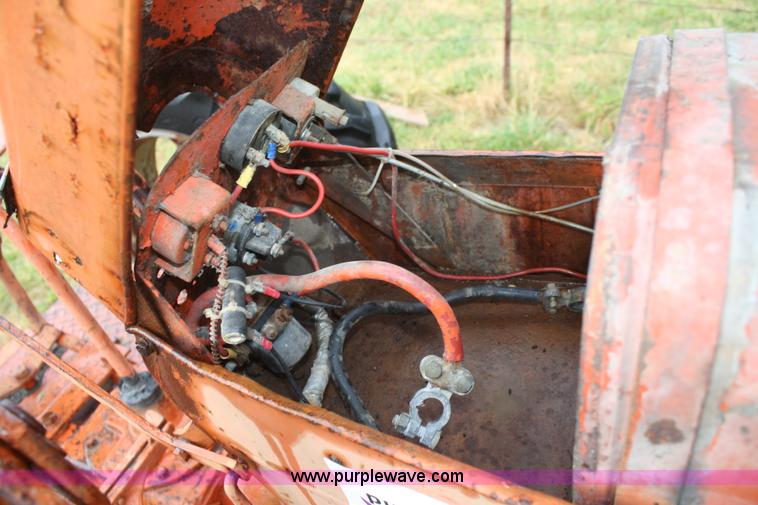 image for item E2554 1949 Case VAC tractor