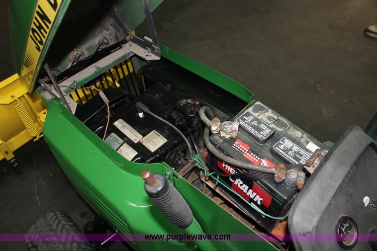 image for item E2555 John Deere 210 lawn mower