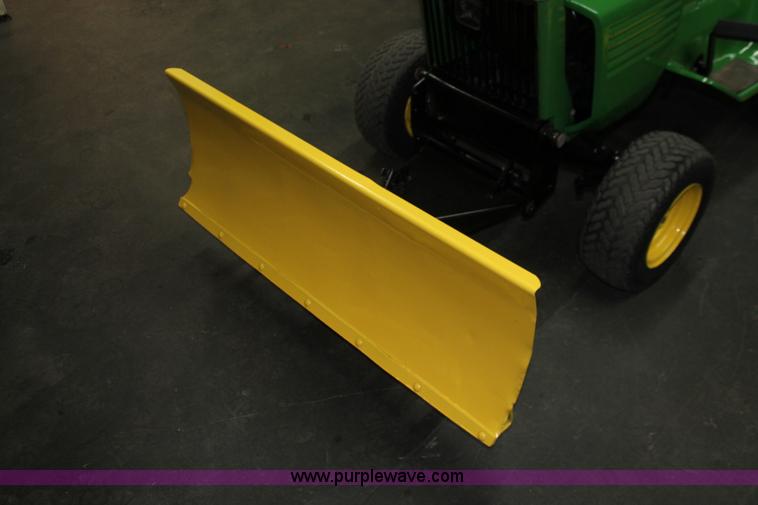 image for item E2555 John Deere 210 lawn mower