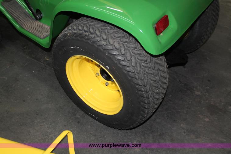 image for item E2555 John Deere 210 lawn mower