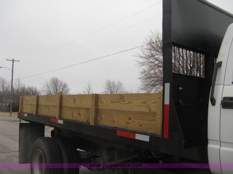image for item E3001 1998 GMC C6500 dump/scissor lift body truck