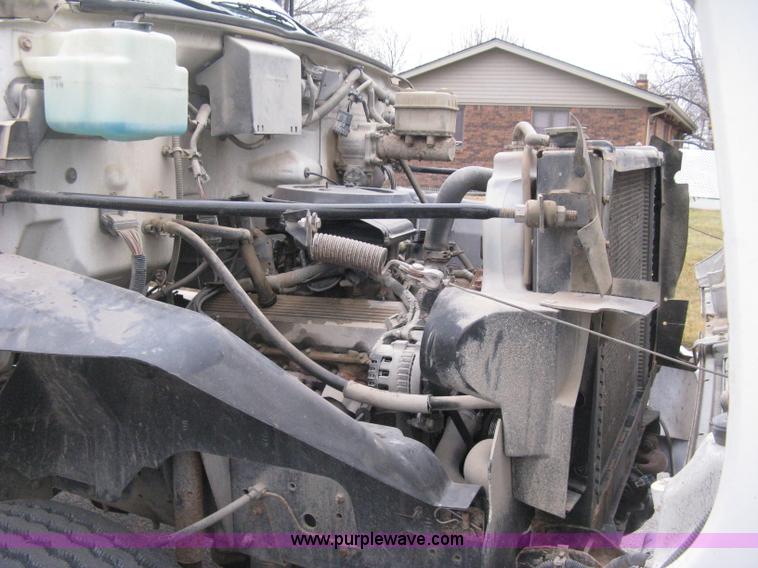 image for item E3001 1998 GMC C6500 dump/scissor lift body truck