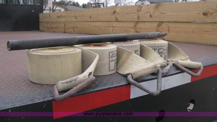 image for item E3001 1998 GMC C6500 dump/scissor lift body truck