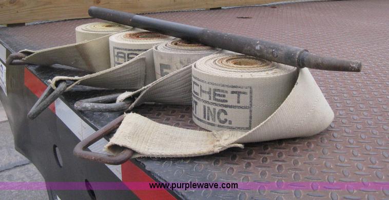 image for item E3001 1998 GMC C6500 dump/scissor lift body truck