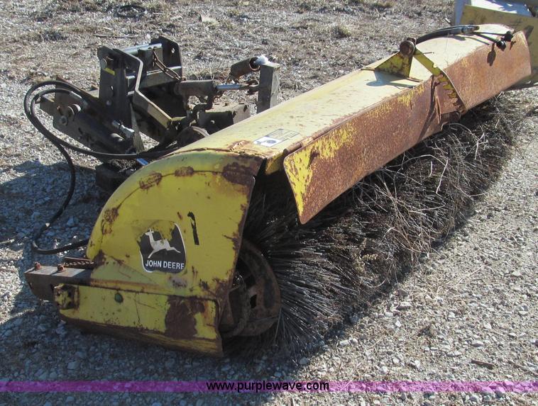 image for item E3667 John Deere 246 sweeper attachment
