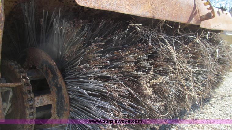 image for item E3667 John Deere 246 sweeper attachment