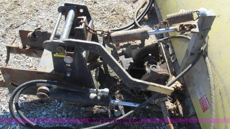 image for item E3667 John Deere 246 sweeper attachment